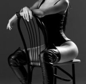 Meet your Posher, Moon